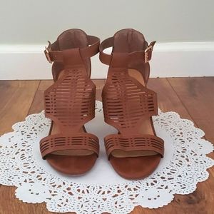 Brown Sandal Heels Size 7